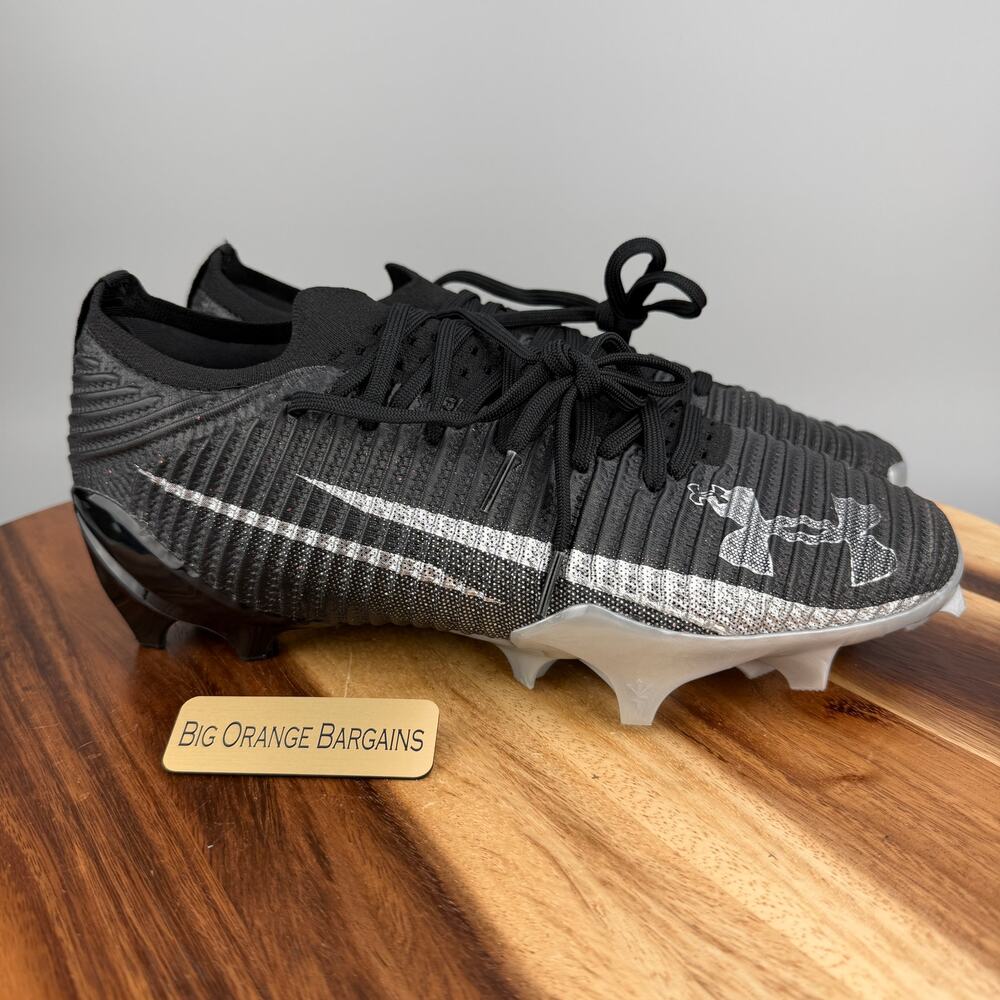 Under Armour Blur Pro Football Cleats Black Silver 3028220-003 Men’s 10 NEW